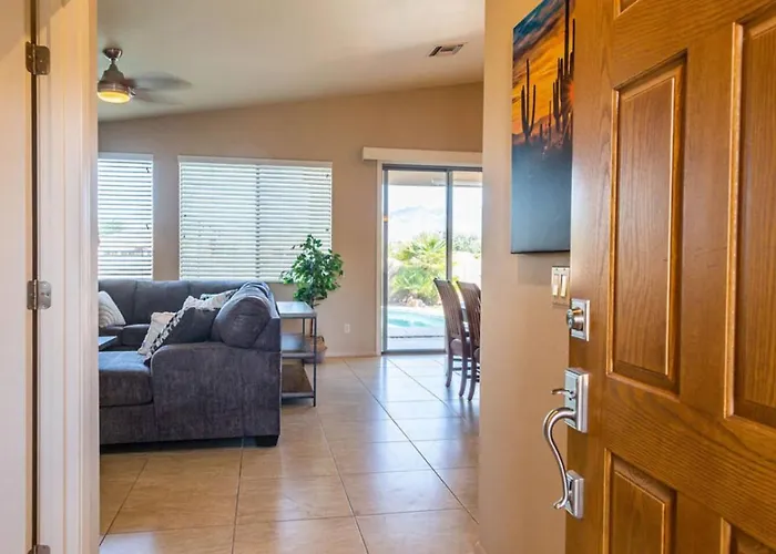 Mountain View Beauty With Pool Holiday home